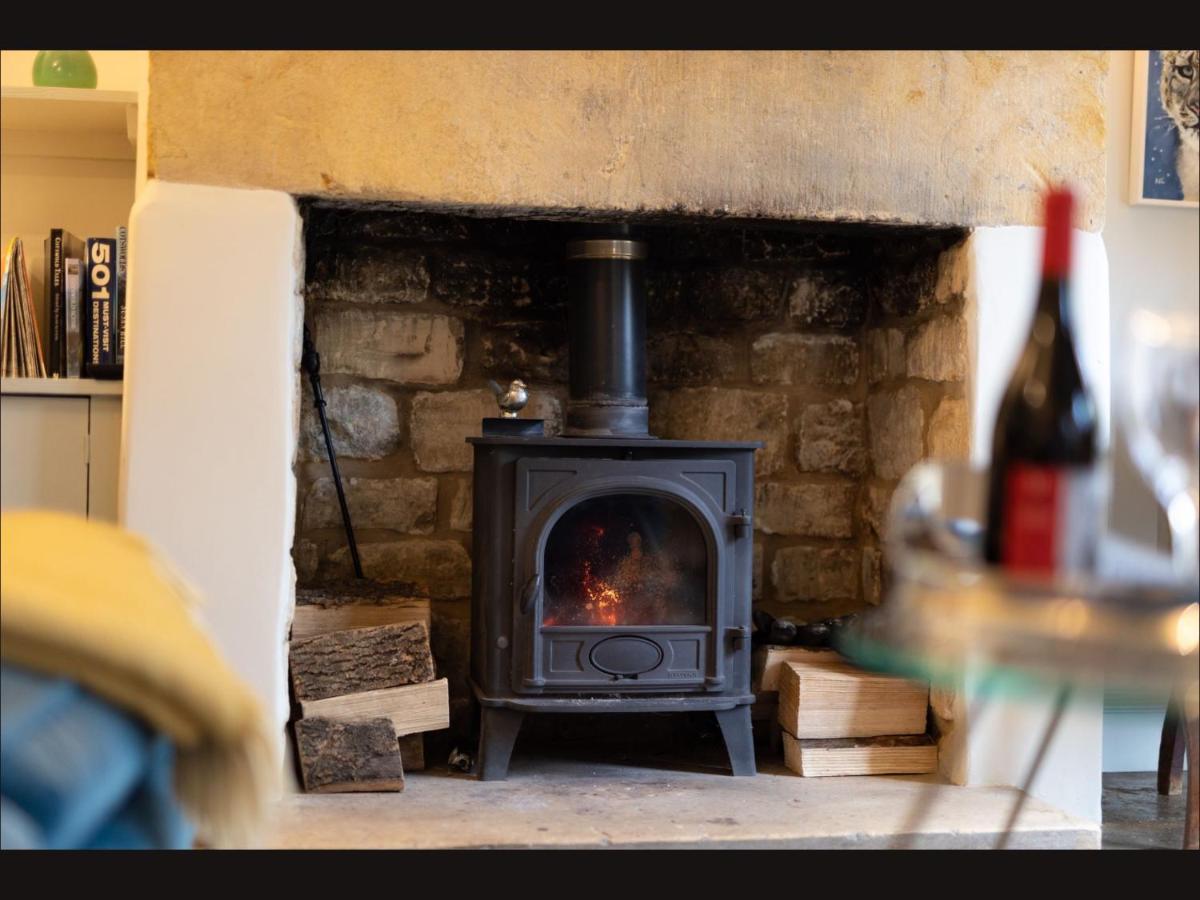 Wisteria Cottage , Pretty Cotswold Cottage Close To Chipping Campden Weston Subedge エクステリア 写真