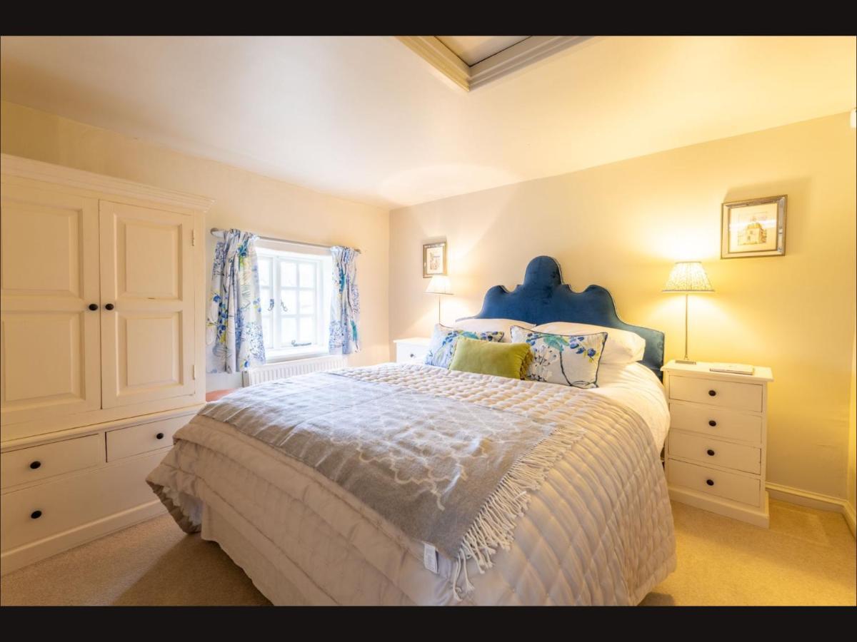 Wisteria Cottage , Pretty Cotswold Cottage Close To Chipping Campden Weston Subedge エクステリア 写真